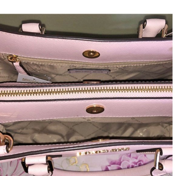 Michael Kors Jet Set Double Zip Phone Wristlet Wallet, Pebble Leather, Soft Pink - Picture 3 of 7